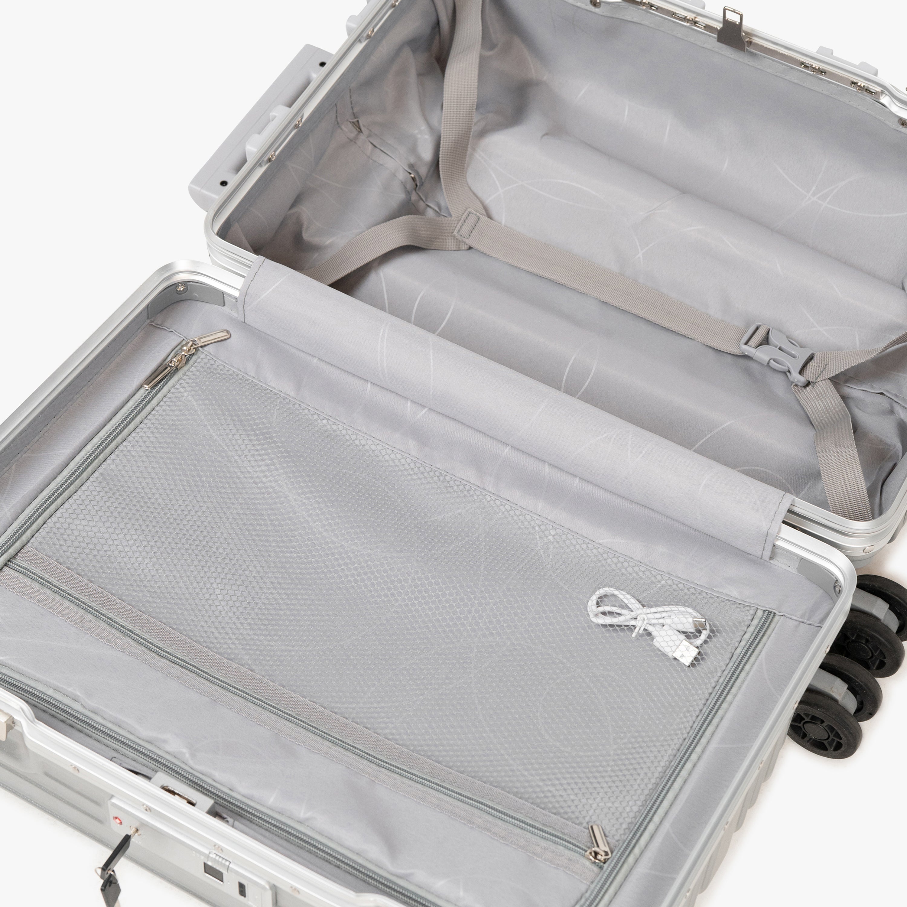 SecureTouch Suitcase (Sterling)