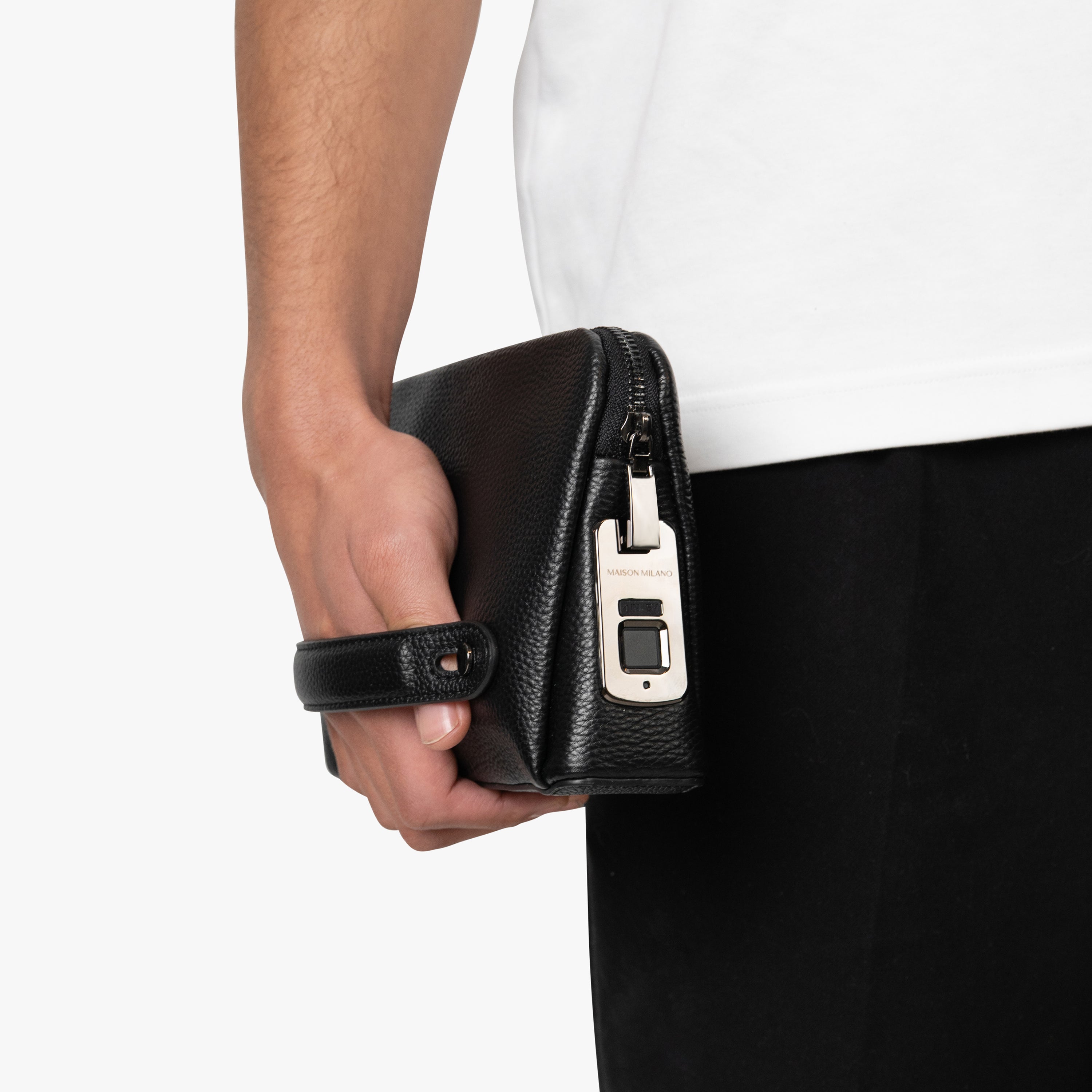 Milano Classico SecureTouch - A Premium Men’s Leather Bag with a Fingerprint Lock