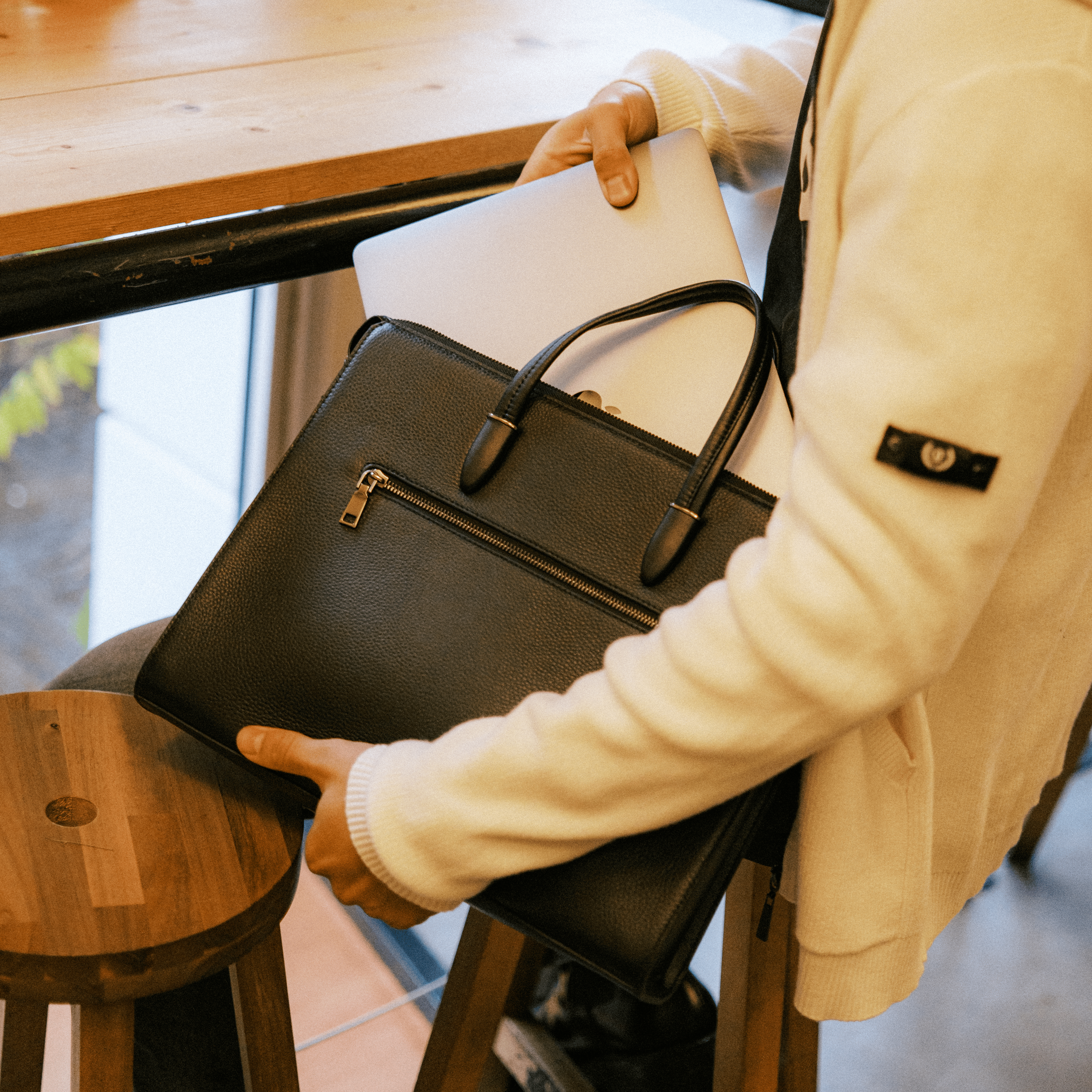 Milano Imperio SecureTouch - A Leather Briefcase with a Fingerprint Lock