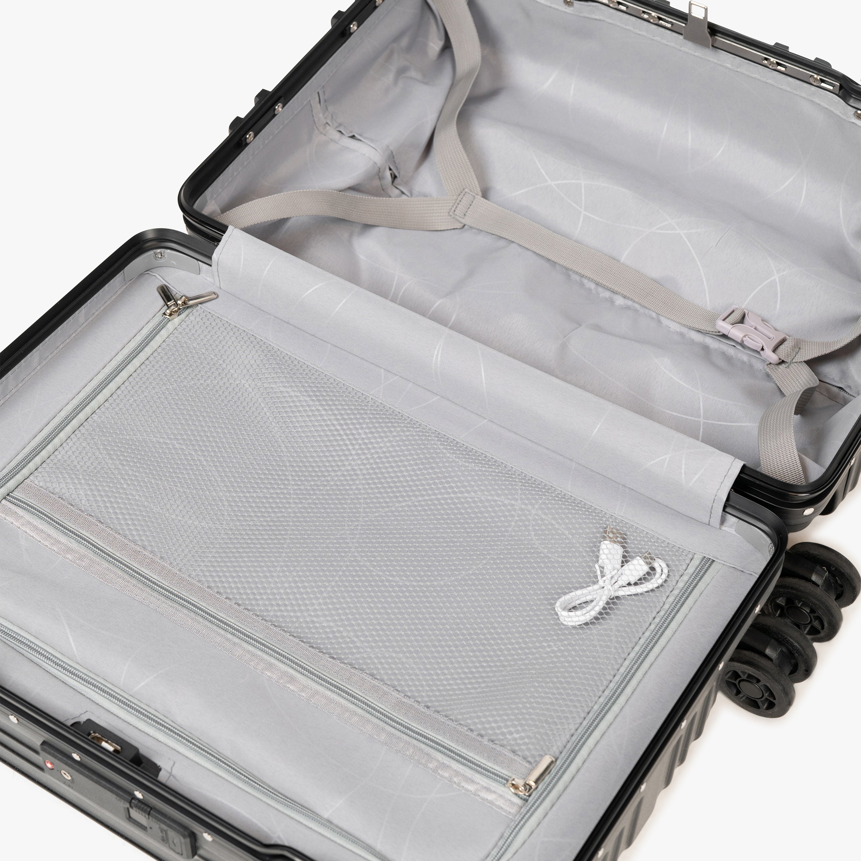 SecureTouch Suitcase (Onyx)